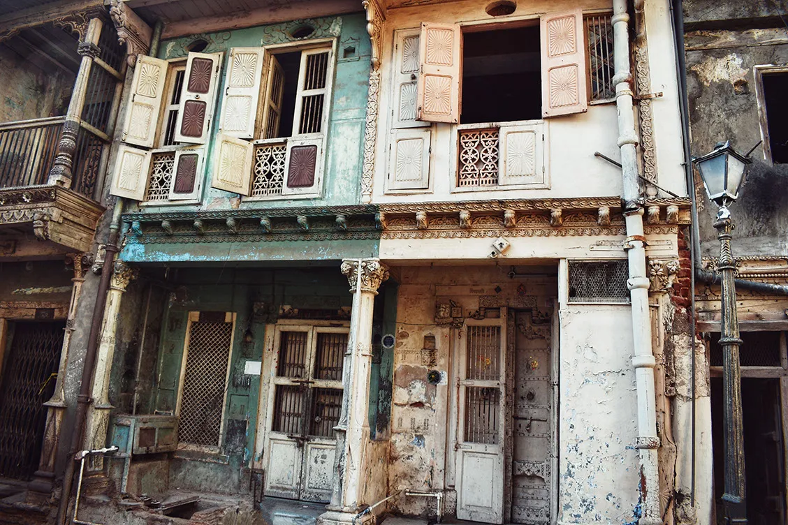 Ahmedabad Heritage Walk: A Guide to the Old City, Its Pols and 600 Years of Living History