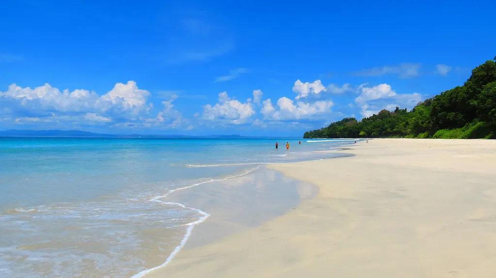 Andaman in November: The Season Opens — Calm Seas, Ferries and Clear Water